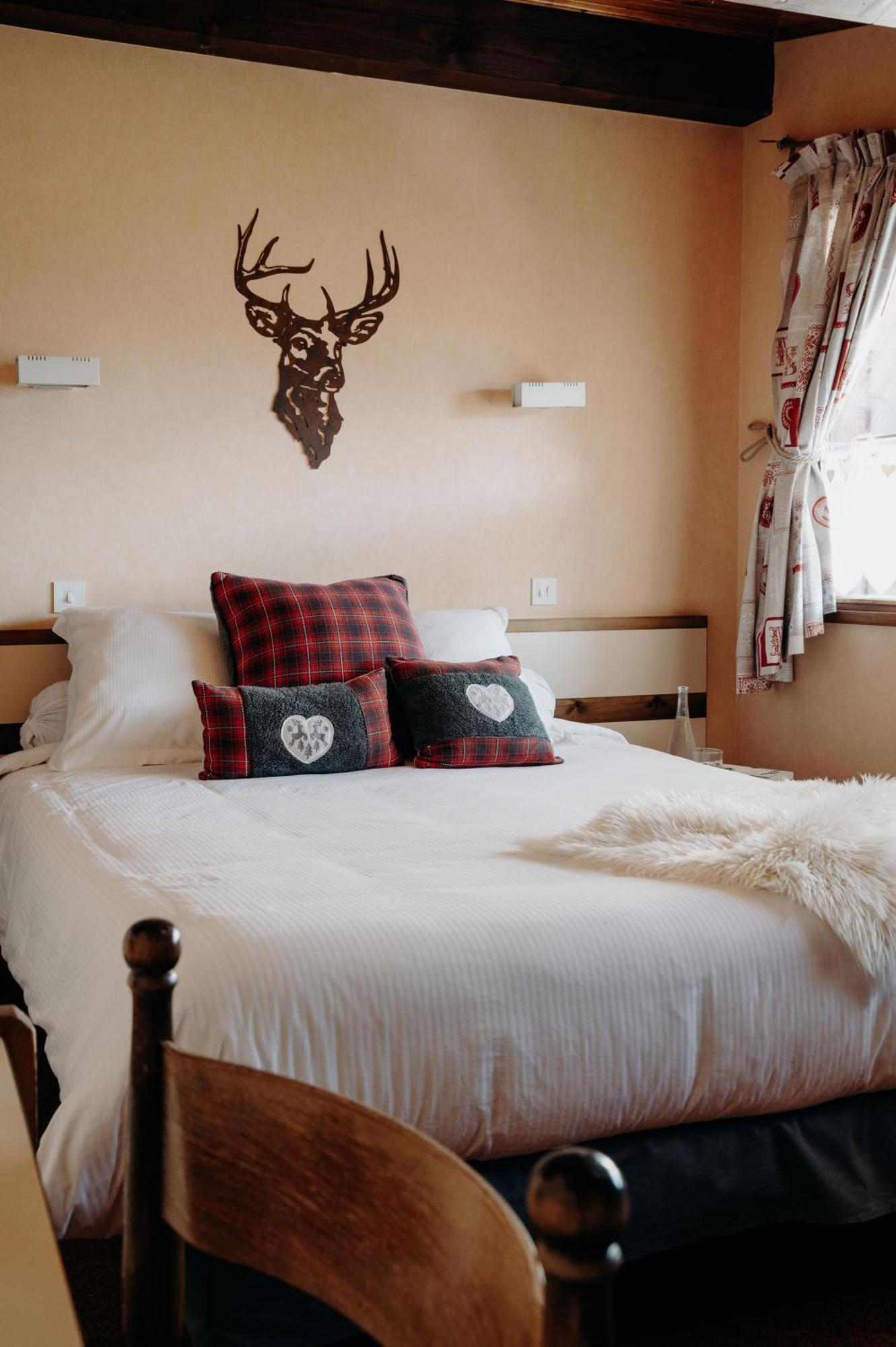 Hotel Le Christania Bellevaux Екстериор снимка