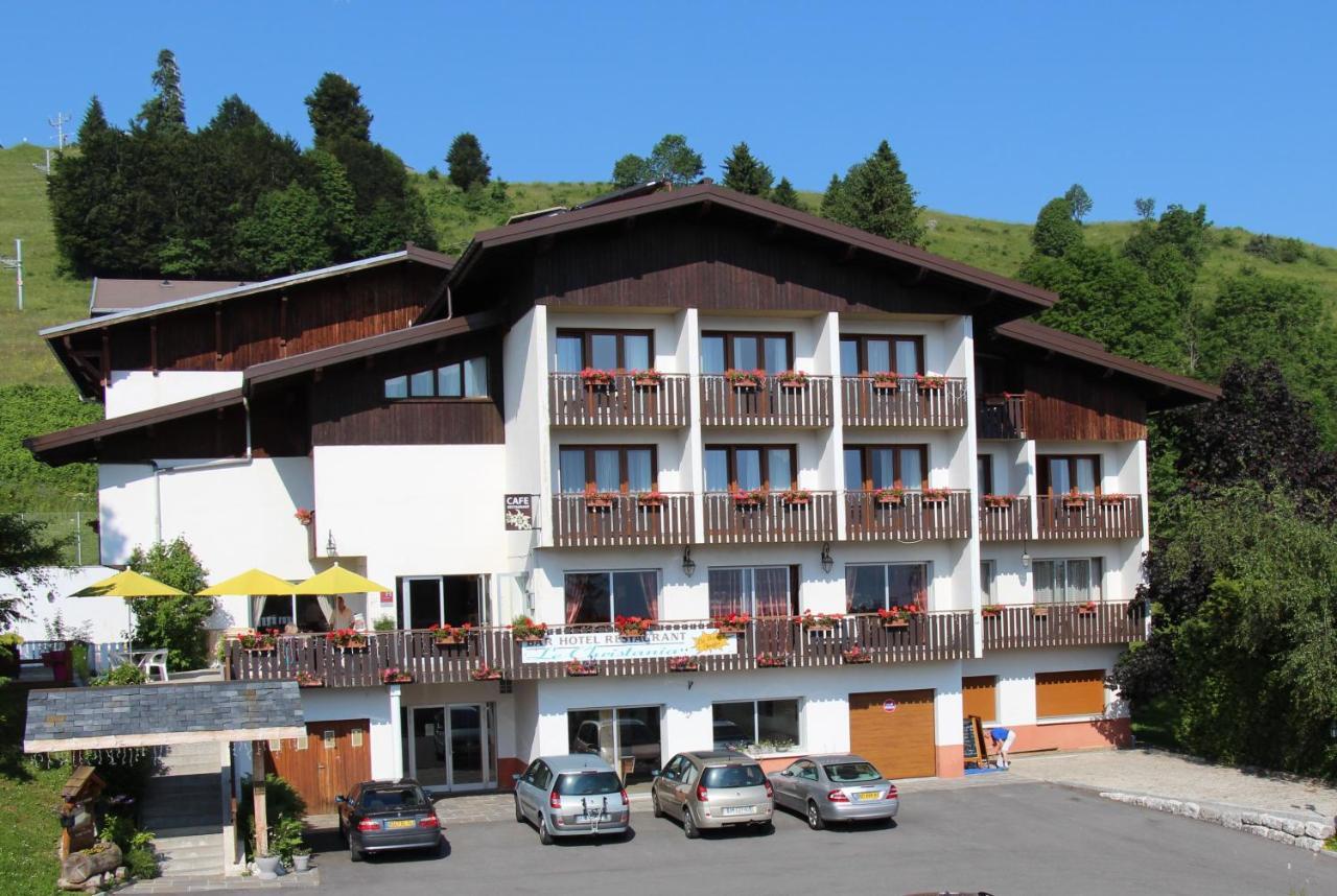 Hotel Le Christania Bellevaux Екстериор снимка